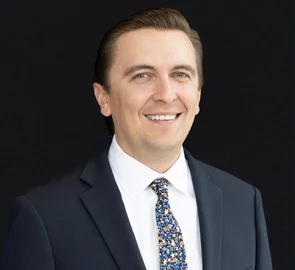 Fernando Figueroa, Associate Attorney